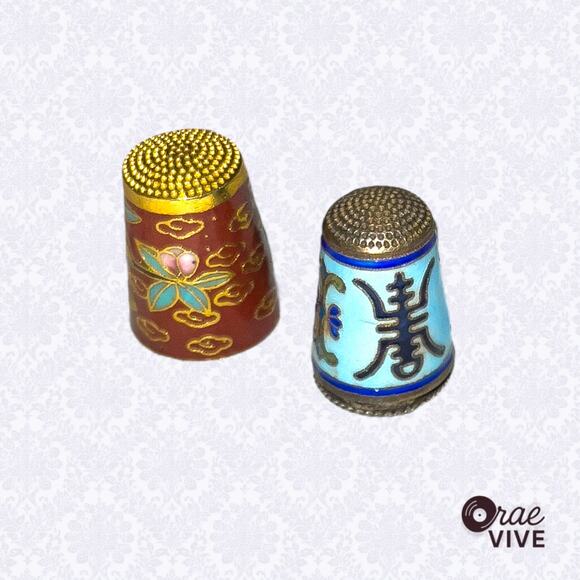 Vintage Chinese Cloisonné Thimble Set of 2 - Floral & Bird Enamel - Picture 1 of 4